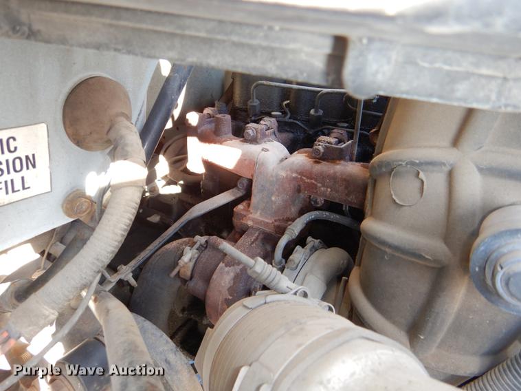 image for item DE0126 1995 Ford F700 box truck