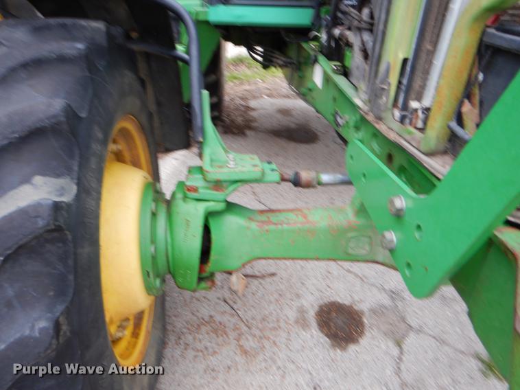 image for item DE3851 2004 John Deere 6215 tractor