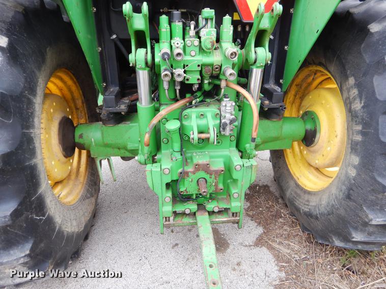 image for item DE3851 2004 John Deere 6215 tractor