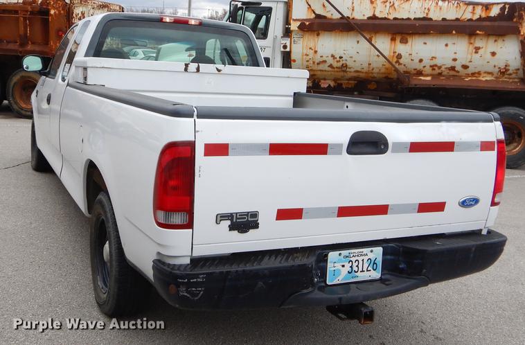 image for item DE3852 2000 Ford F150 SuperCab pickup truck