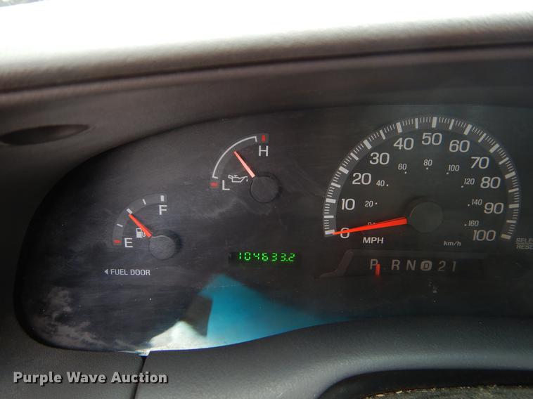 image for item DE3852 2000 Ford F150 SuperCab pickup truck