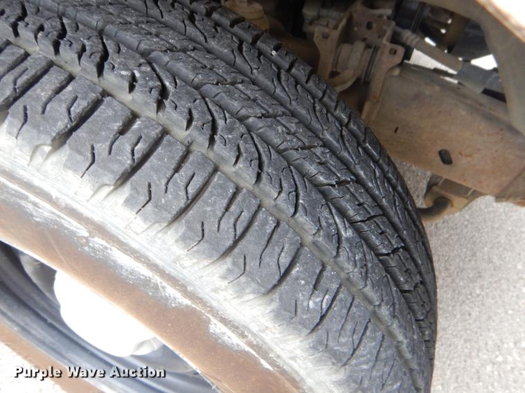 image for item DE3852 2000 Ford F150 SuperCab pickup truck