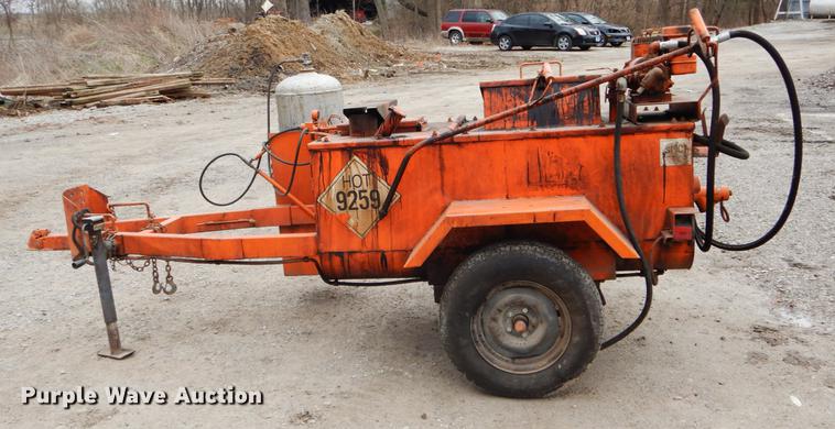 image for item DE6047 Stepp Manufacturing crack sealer