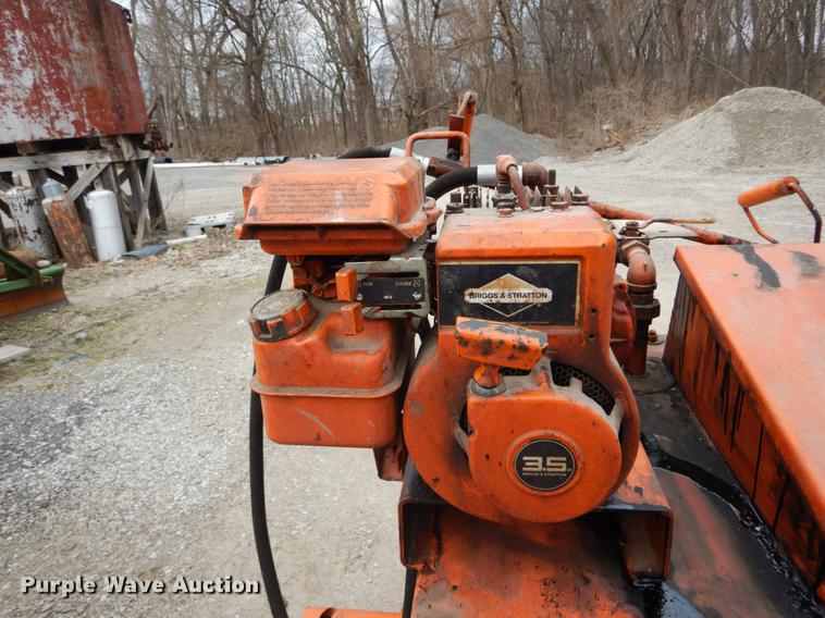 image for item DE6047 Stepp Manufacturing crack sealer