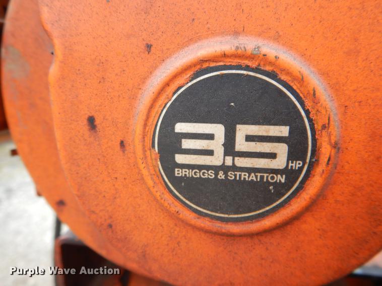 image for item DE6047 Stepp Manufacturing crack sealer