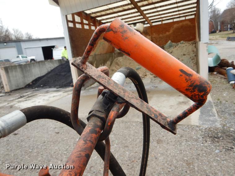 image for item DE6047 Stepp Manufacturing crack sealer