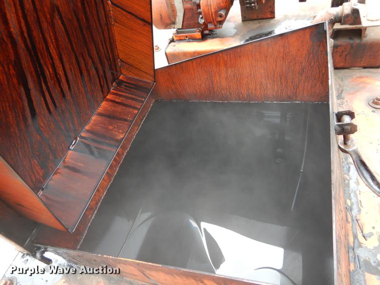 image for item DE6047 Stepp Manufacturing crack sealer