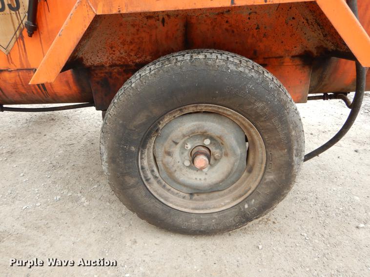 image for item DE6047 Stepp Manufacturing crack sealer