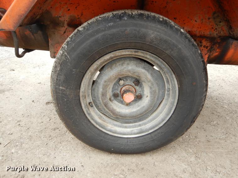 image for item DE6047 Stepp Manufacturing crack sealer