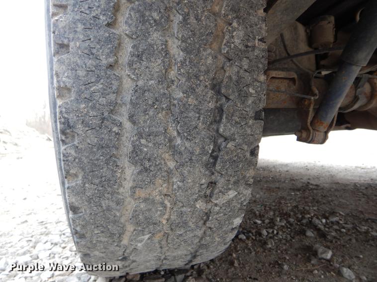 image for item DE6049 2007 Chevrolet Silverado 1500 pickup truck