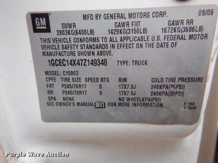 image for item DE6049 2007 Chevrolet Silverado 1500 pickup truck