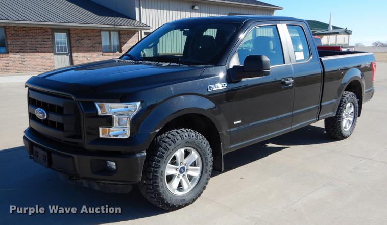 image for item DE6059 2015 Ford F150 XL SuperCab pickup truck