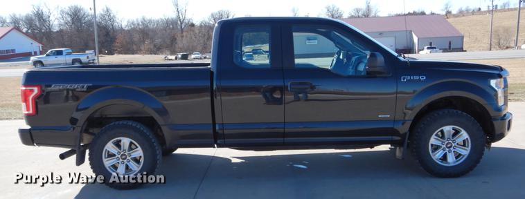 image for item DE6059 2015 Ford F150 XL SuperCab pickup truck