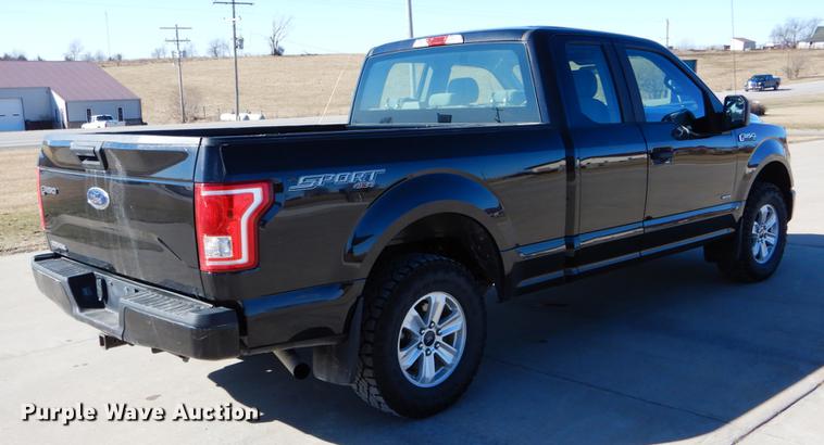 image for item DE6059 2015 Ford F150 XL SuperCab pickup truck