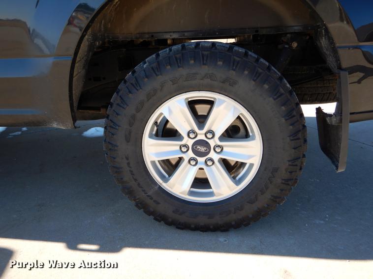 image for item DE6059 2015 Ford F150 XL SuperCab pickup truck