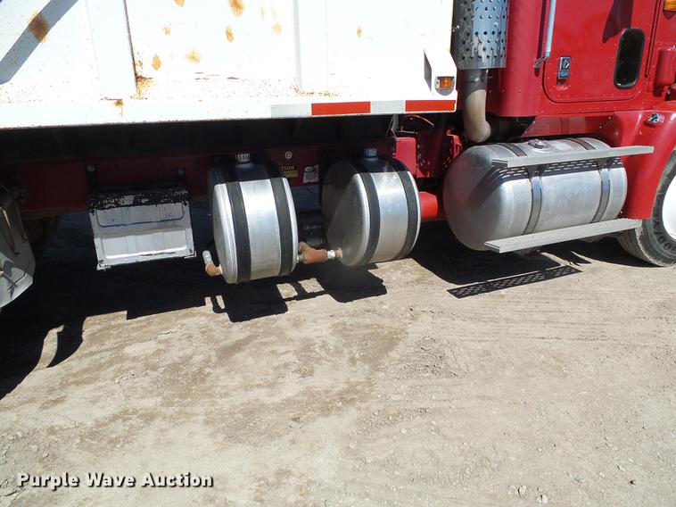 image for item DF2974 1998 International 9200 Eagle dump truck