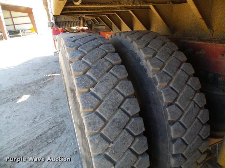 image for item DF2974 1998 International 9200 Eagle dump truck