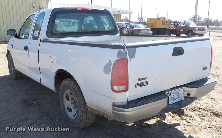 image for item DF2975 2002 Ford F150 XL SuperCab pickup truck