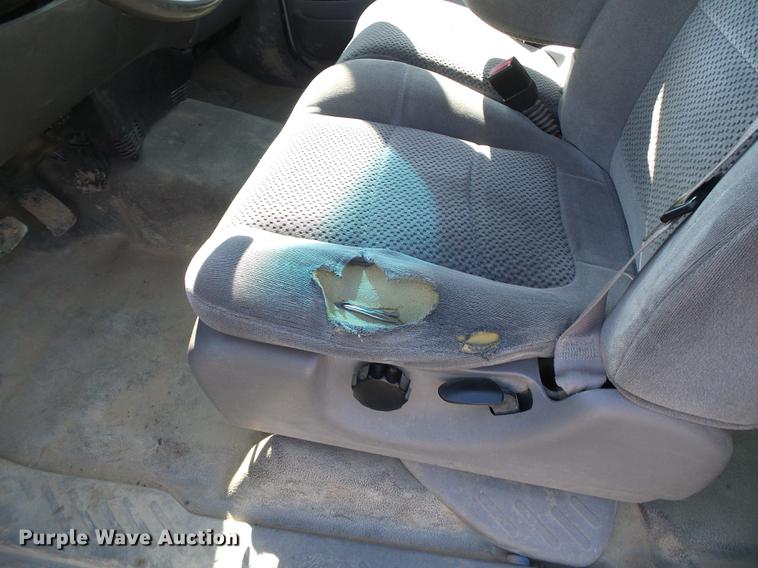 image for item DF2975 2002 Ford F150 XL SuperCab pickup truck