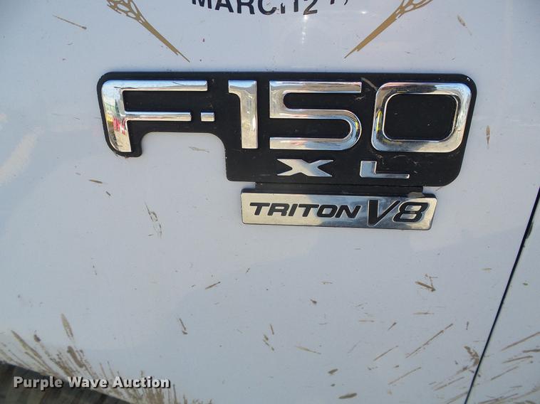 image for item DF2975 2002 Ford F150 XL SuperCab pickup truck