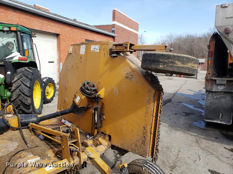 image for item DF3288 Woods 9318 batwing mower