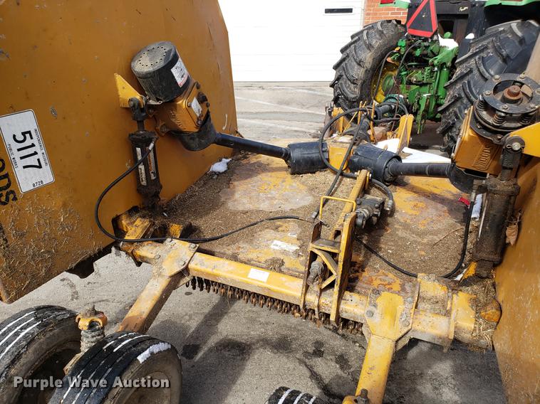 image for item DF3288 Woods 9318 batwing mower