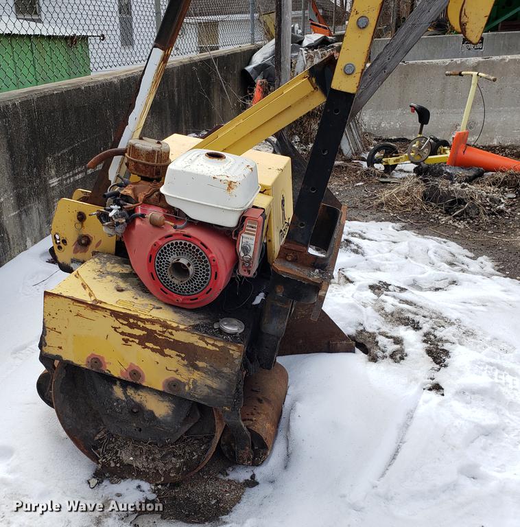 image for item DF3289 Wacker RSS800A single drum roller