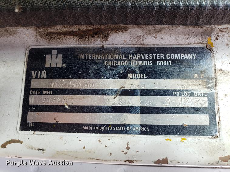 image for item DF3290 1984 International 1954 asphalt patch truck