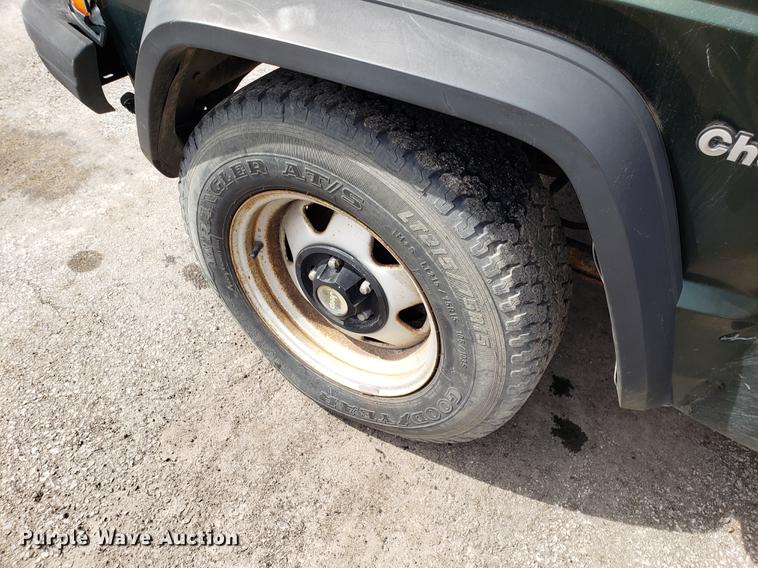 image for item DF3291 1996 Jeep Cherokee SUV