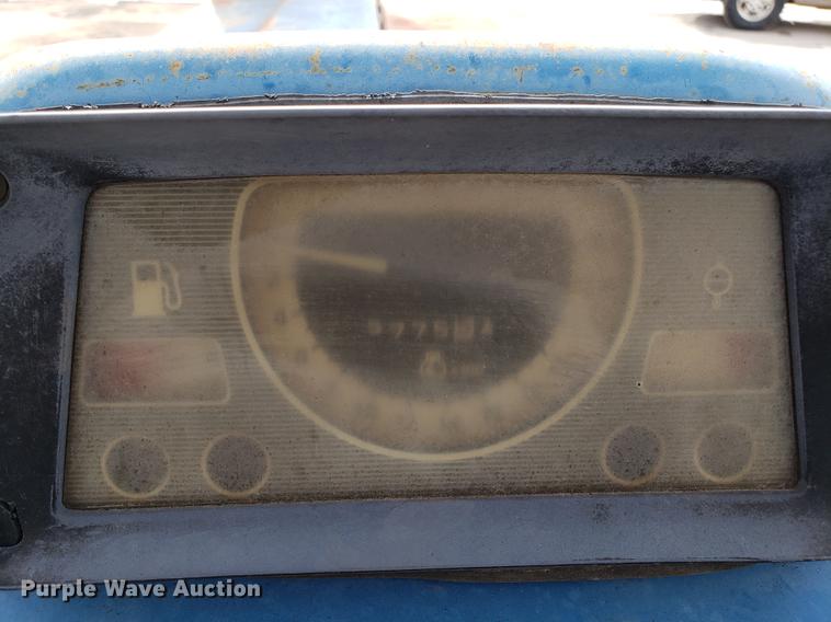 image for item DF3293 Ford 5610 tractor