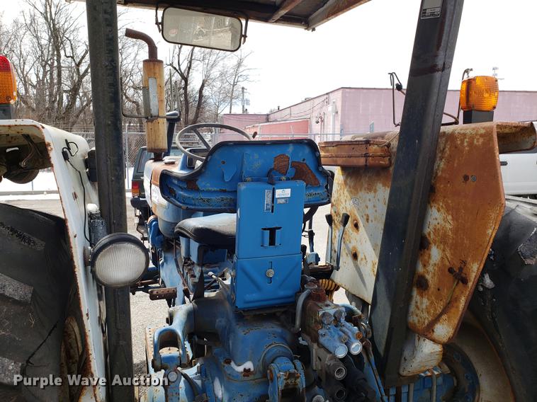 image for item DF3293 Ford 5610 tractor