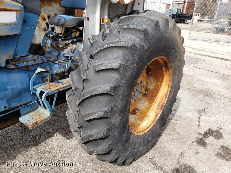 image for item DF3293 Ford 5610 tractor