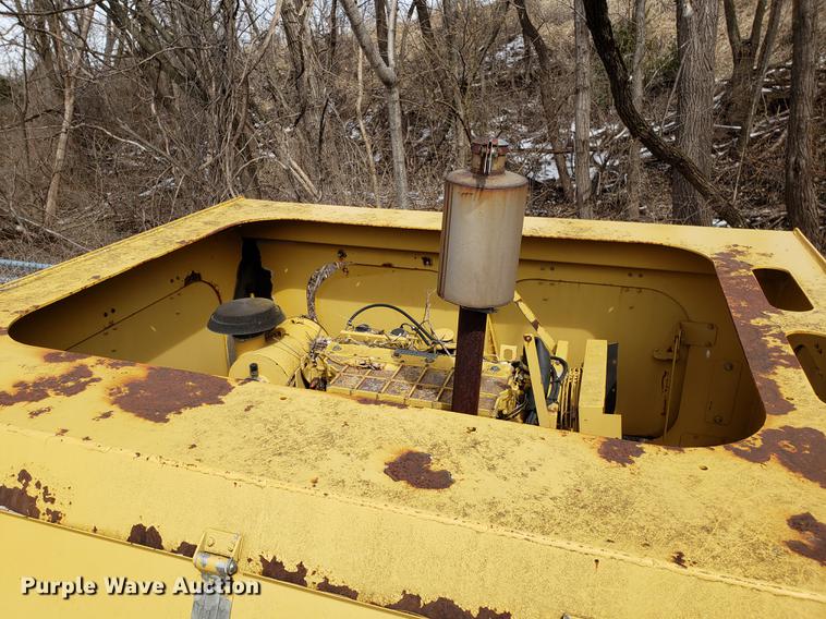 image for item DF3295 Remax 4800 ashpalt grinder