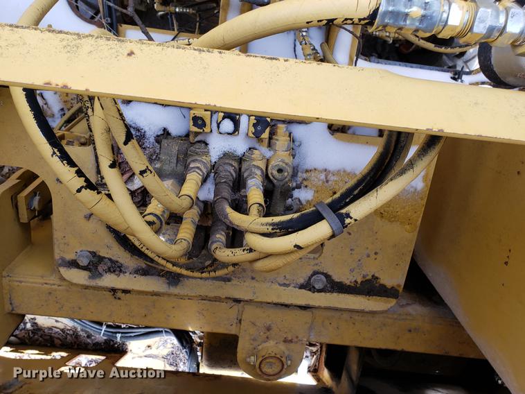 image for item DF3295 Remax 4800 ashpalt grinder