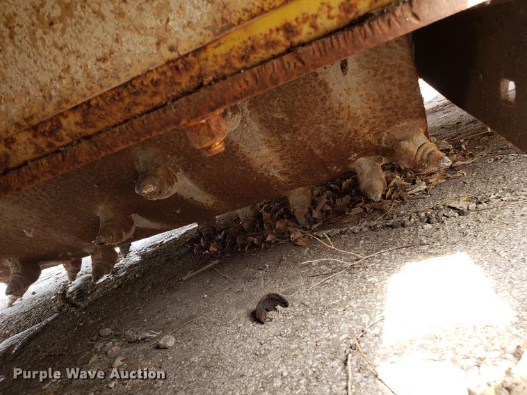 image for item DF3295 Remax 4800 ashpalt grinder