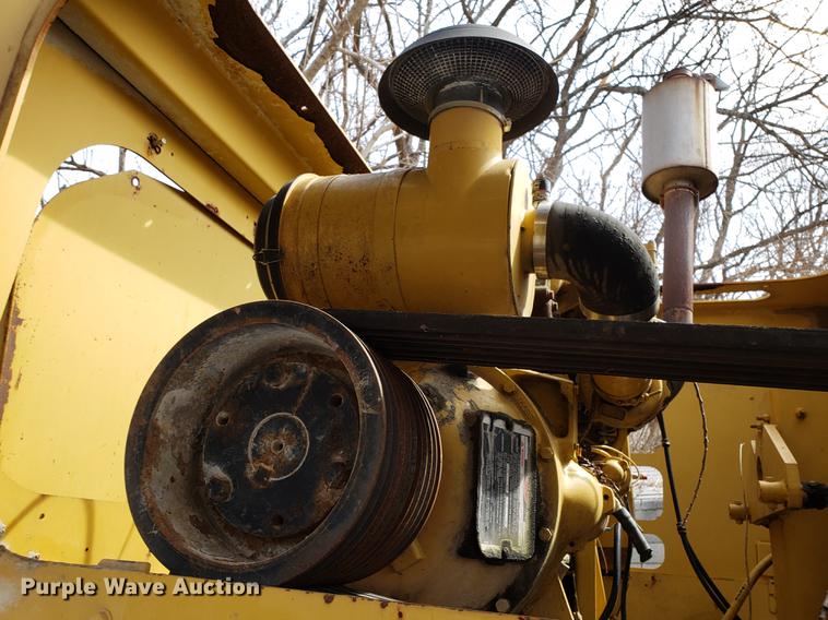 image for item DF3295 Remax 4800 ashpalt grinder