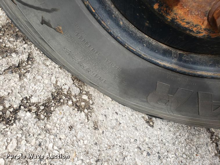 image for item DF3297 1999 International 4900 dump truck