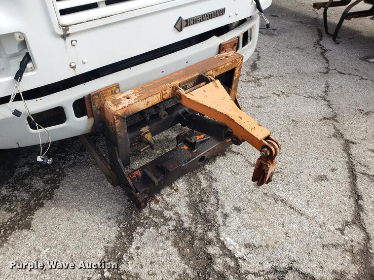 image for item DF3297 1999 International 4900 dump truck