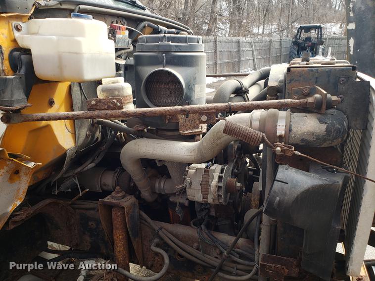 image for item DF3298 1991 Chevrolet Kodiak C6500 dump truck