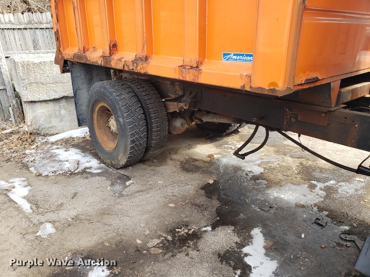 image for item DF3298 1991 Chevrolet Kodiak C6500 dump truck