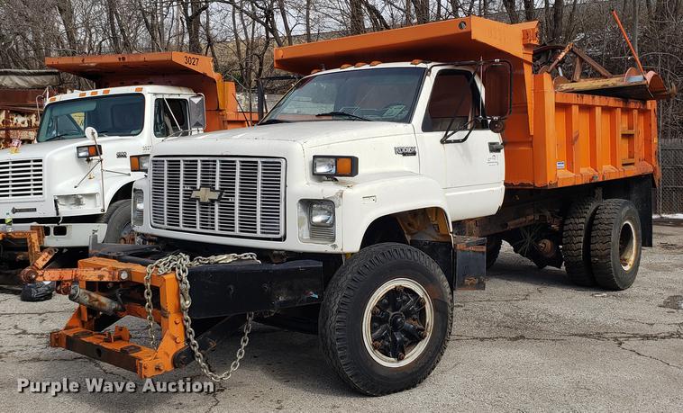 image for item DF3299 1991 Chevrolet Kodiak C6500 dump truck