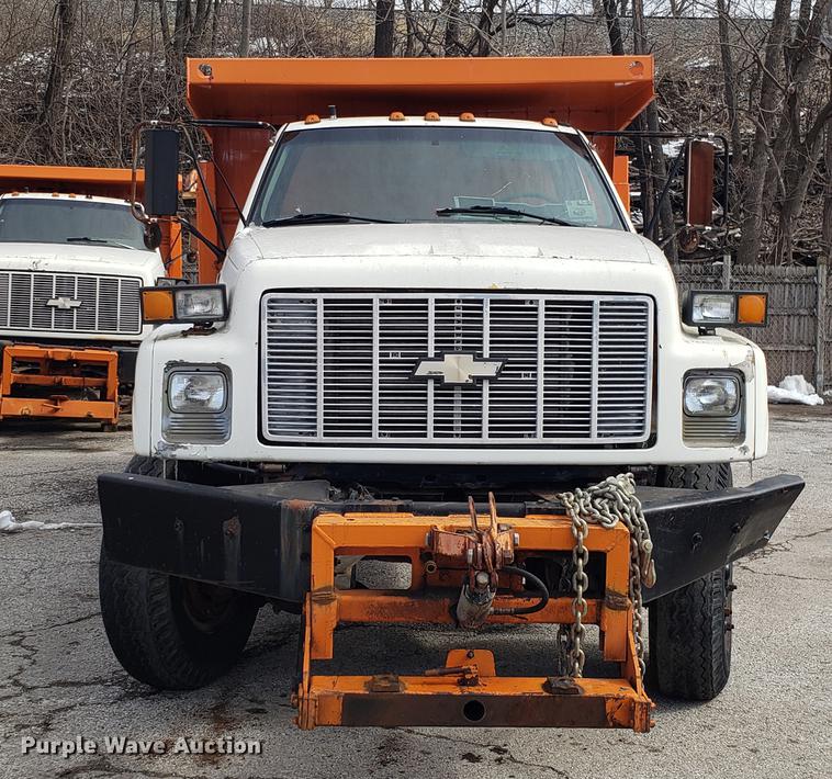 image for item DF3299 1991 Chevrolet Kodiak C6500 dump truck