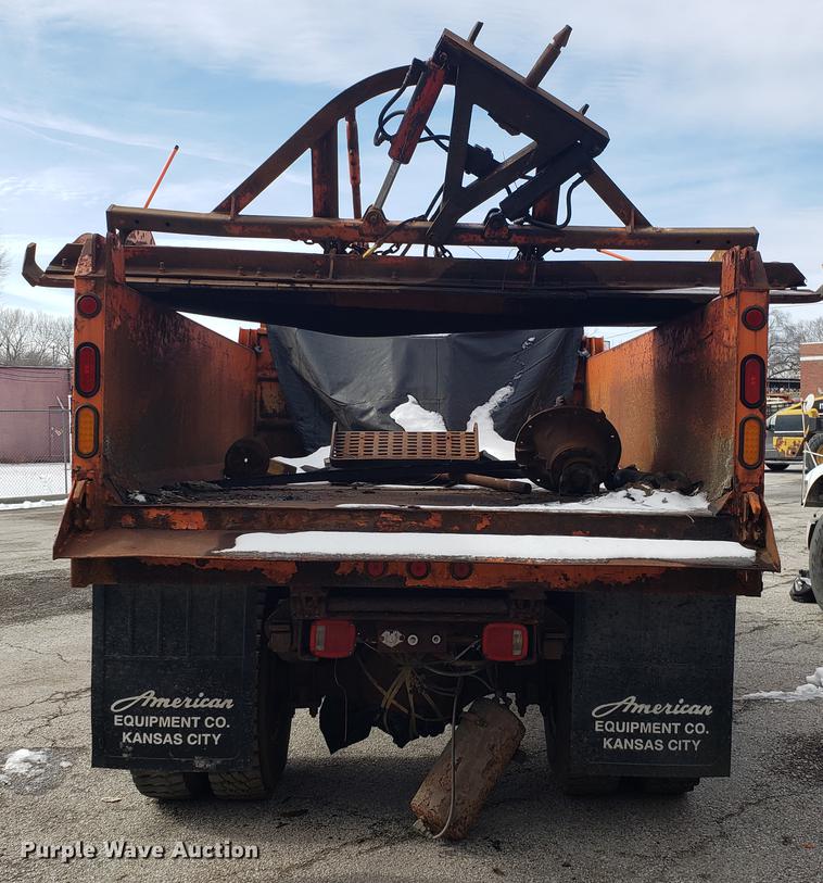 image for item DF3299 1991 Chevrolet Kodiak C6500 dump truck