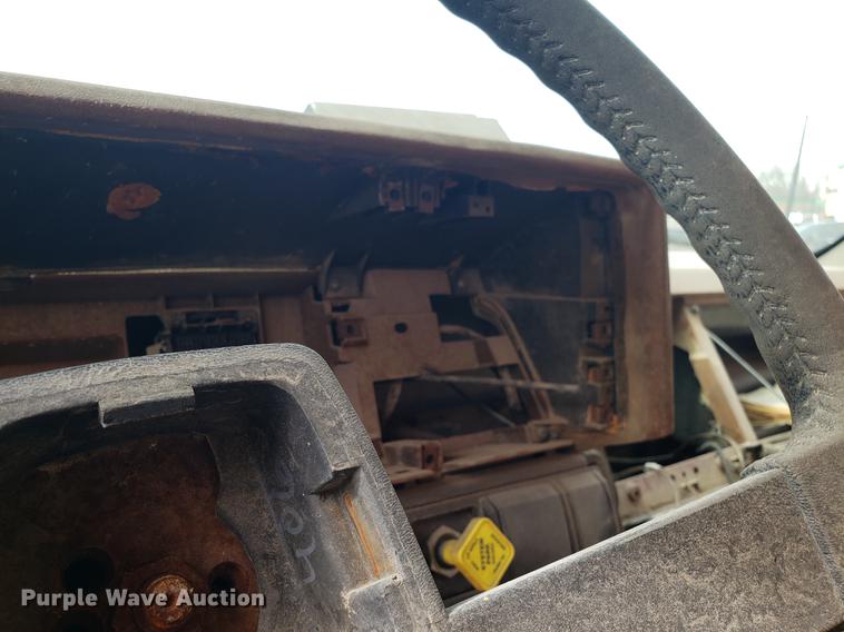 image for item DF3299 1991 Chevrolet Kodiak C6500 dump truck