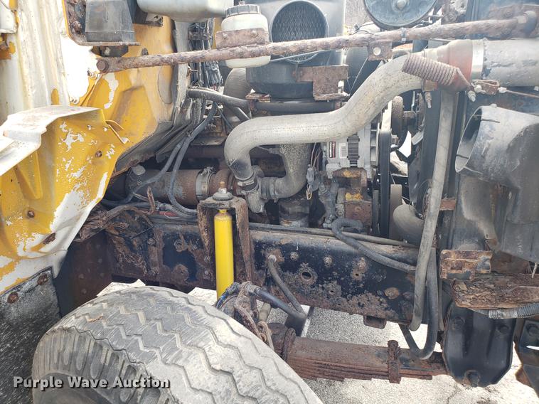 image for item DF3299 1991 Chevrolet Kodiak C6500 dump truck