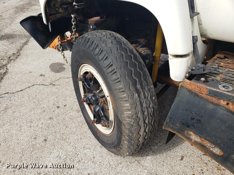 image for item DF3299 1991 Chevrolet Kodiak C6500 dump truck