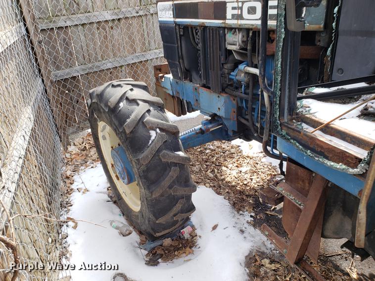 image for item DF3300 Ford 6640 tractor