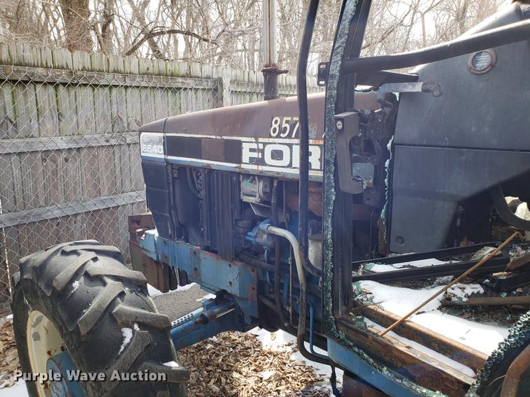 image for item DF3300 Ford 6640 tractor