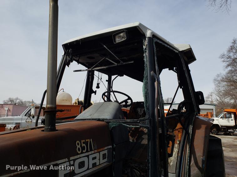 image for item DF3300 Ford 6640 tractor