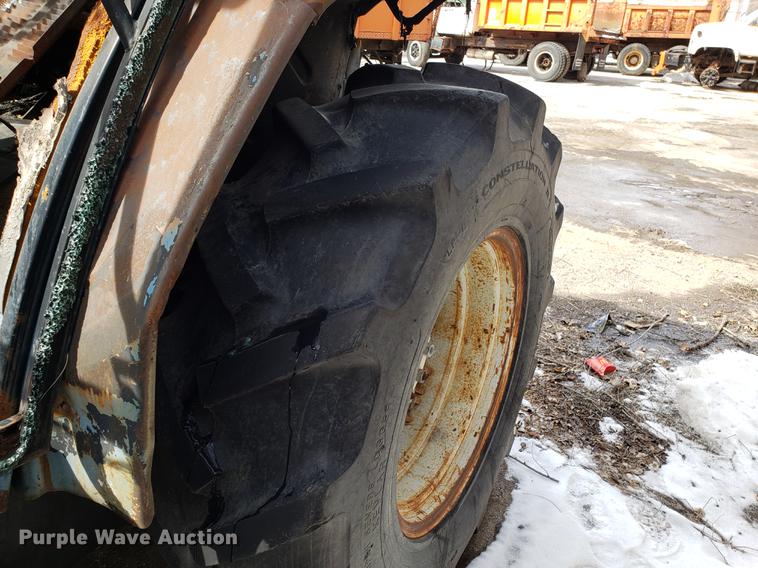 image for item DF3300 Ford 6640 tractor